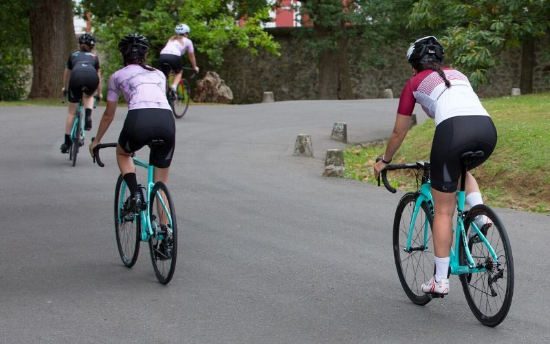 La forma taquigrafía Alarmante Ciclismo Femenino de Moda - IS23 Tienda Online de Ciclismo para mujer